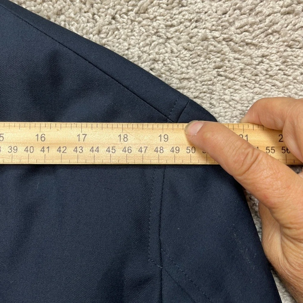 Armani Exchange movement pockets